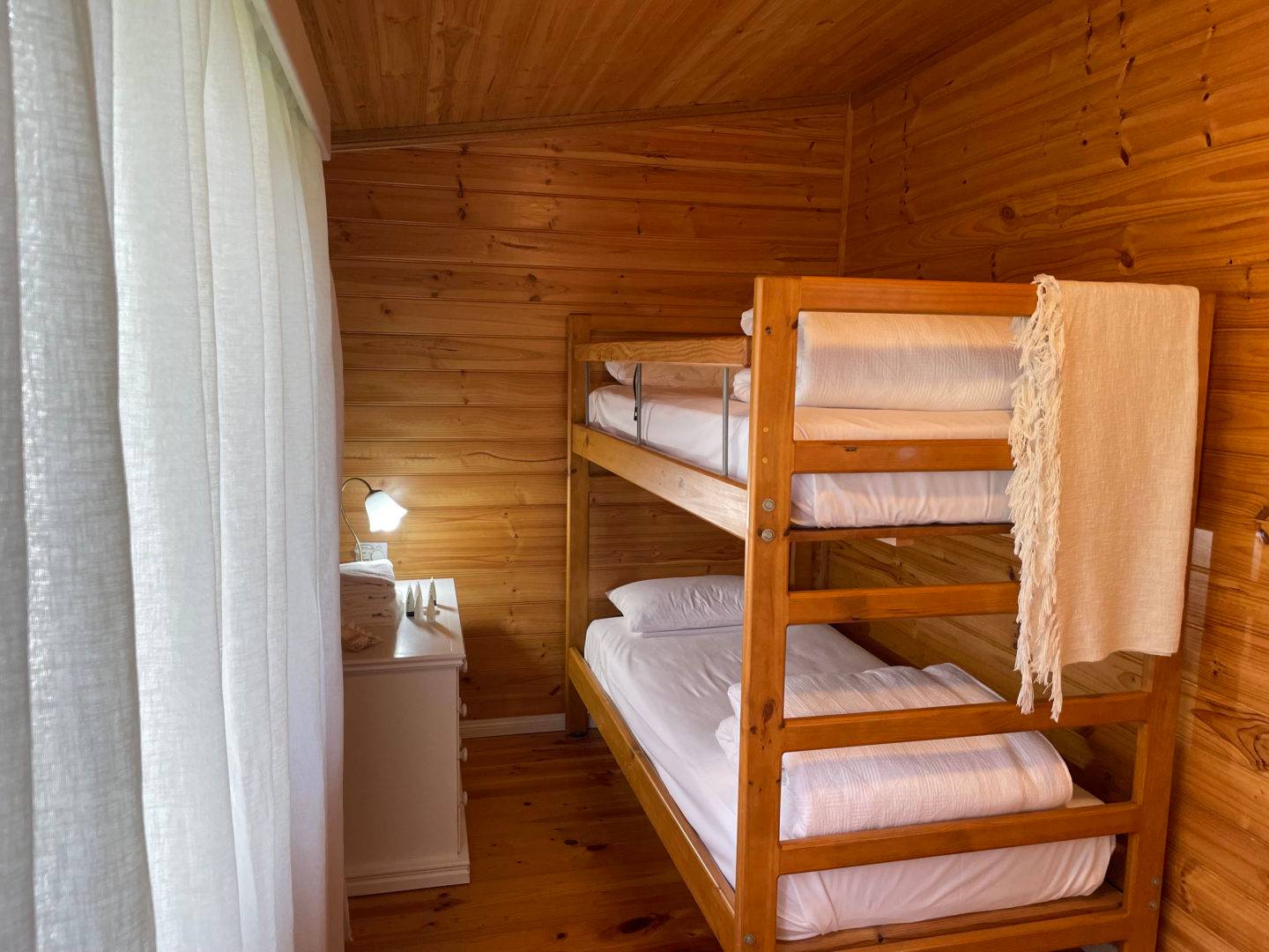 Nest villa second bedroom with bunk beds